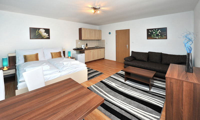 Hotel Beatrice-depandance Julia 3*